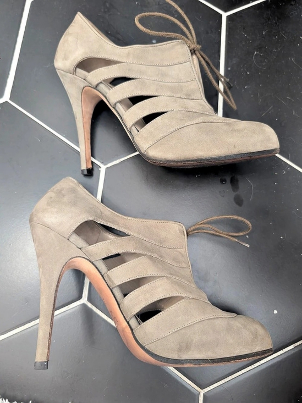 Valentino Cutout Lace-Up Heels in Taupe EU 36.5